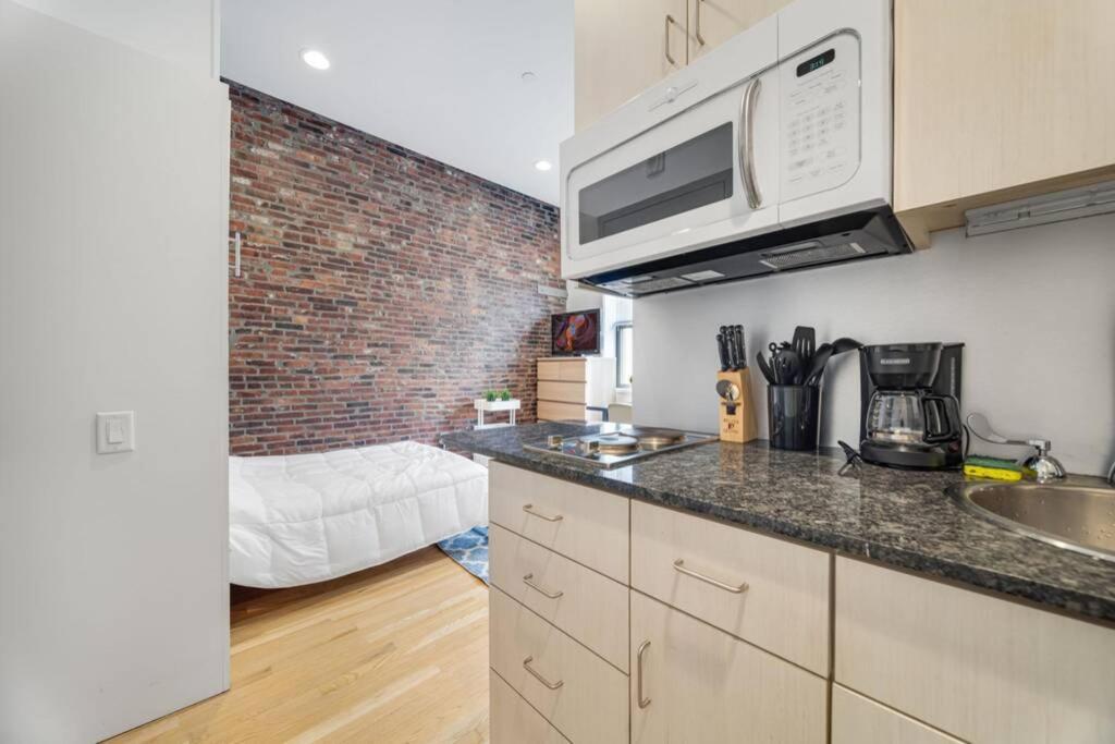 Simple Furnished Studio In The Heart Of Boston Eksteriør bilde